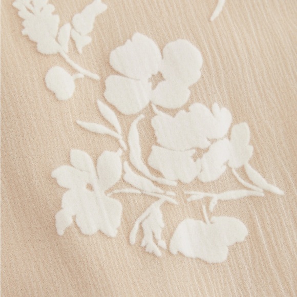 Cream Floral Lace Knotted Mini Dress - Picture 3 of 4